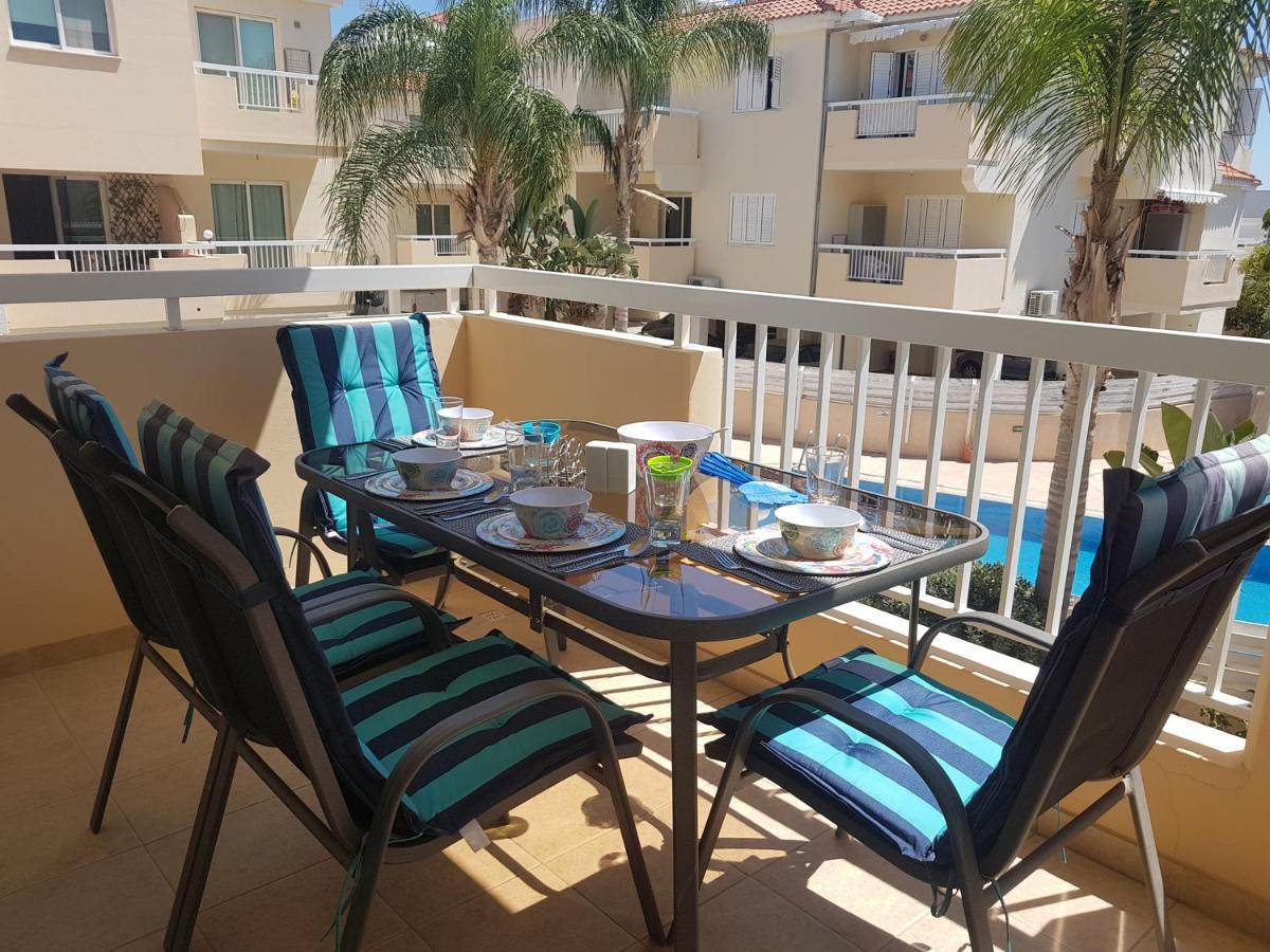 Panorama Village Complex Paralimni Eksteriør billede