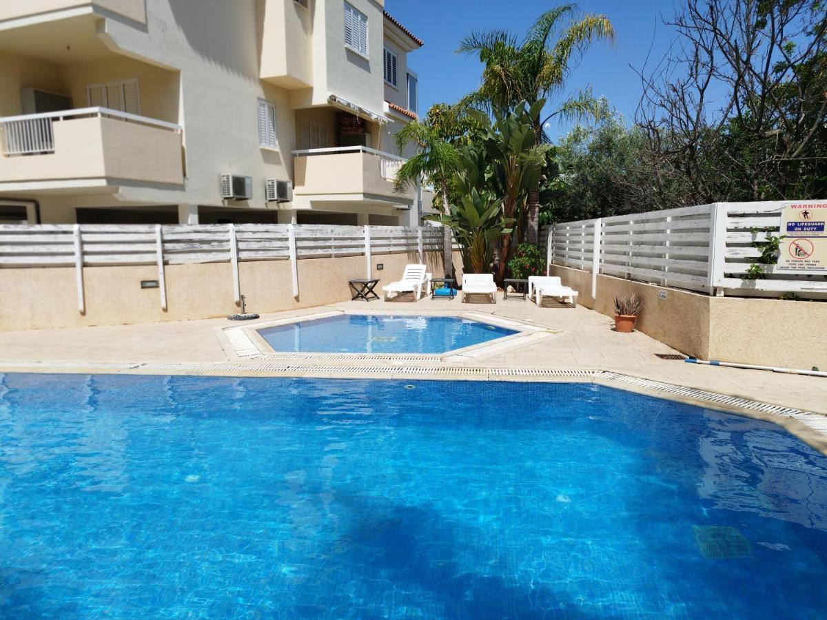 Panorama Village Complex Paralimni Eksteriør billede